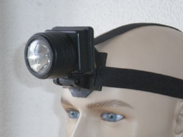 LINTERNA FRONTAL M-595